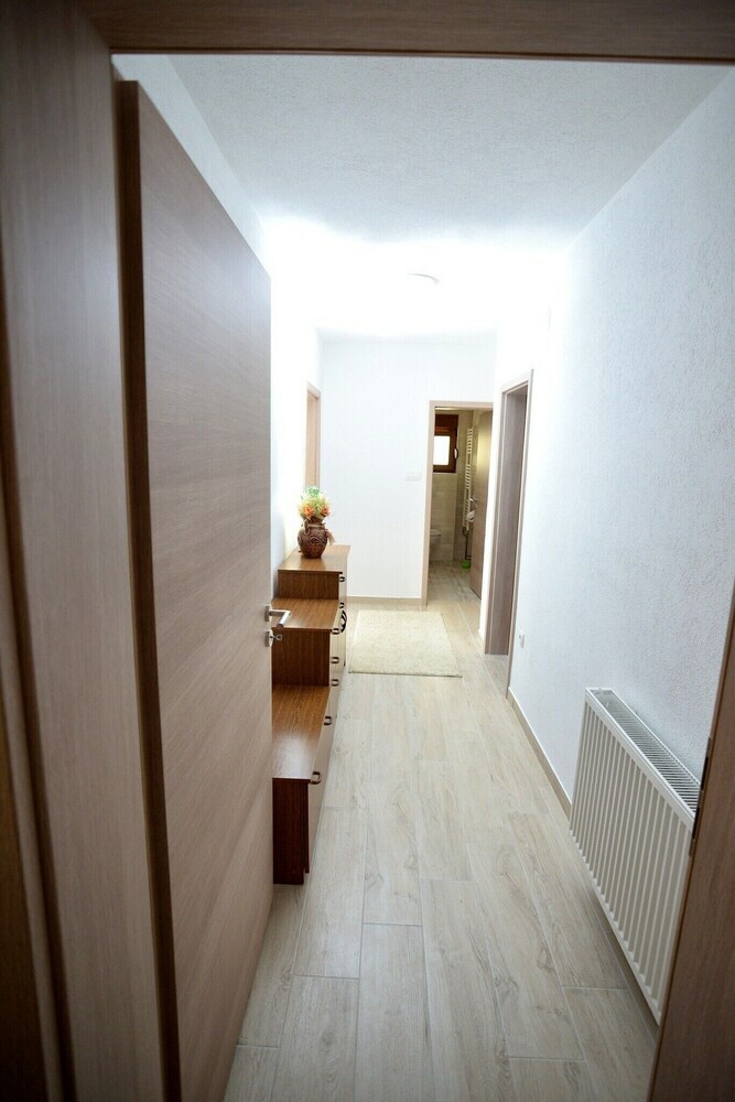 Apartment Isic
