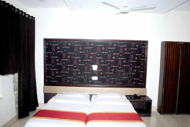 Hotel Navrang