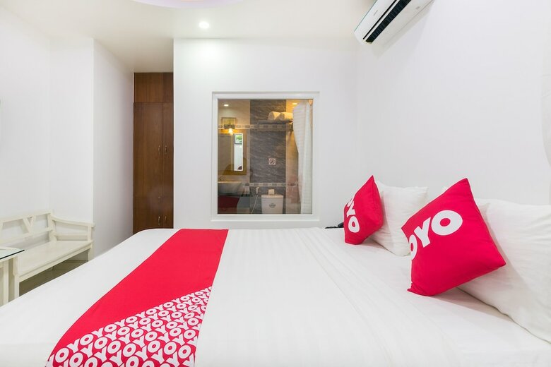 Oyo 652 Monaco Hotel
