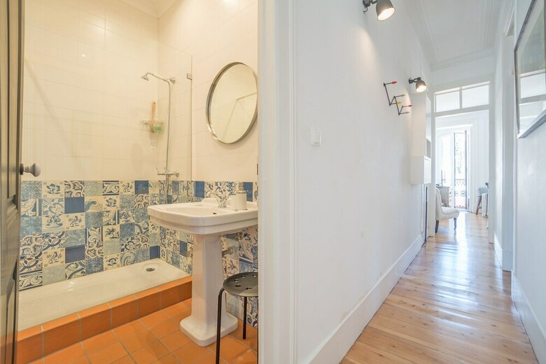 An Ecletic Apartment In Lisbon