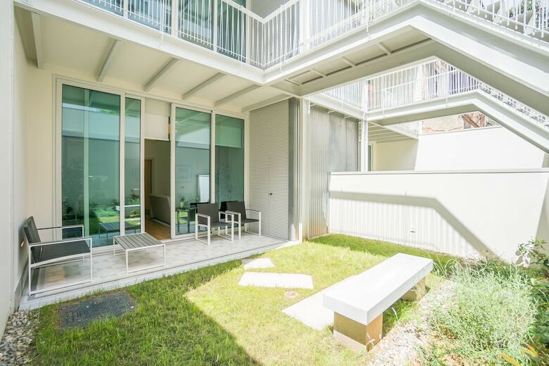 Courtyard & Elegance Apartment