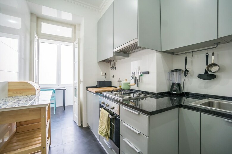 Colorful And Bright 3 Apartment