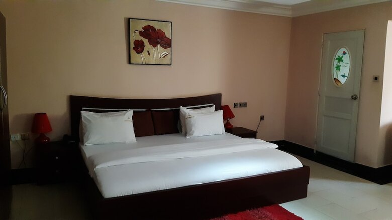 Hotel Top-notch Suites And Apartments