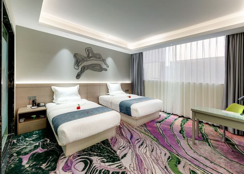 W Kardon Hotel