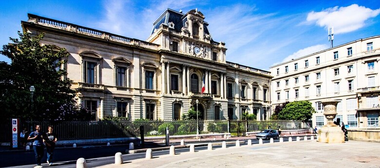 Apartamento Place de La Com�die 2 Chambres 60m2
