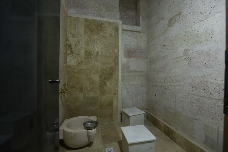 Tabal Cave Hotel
