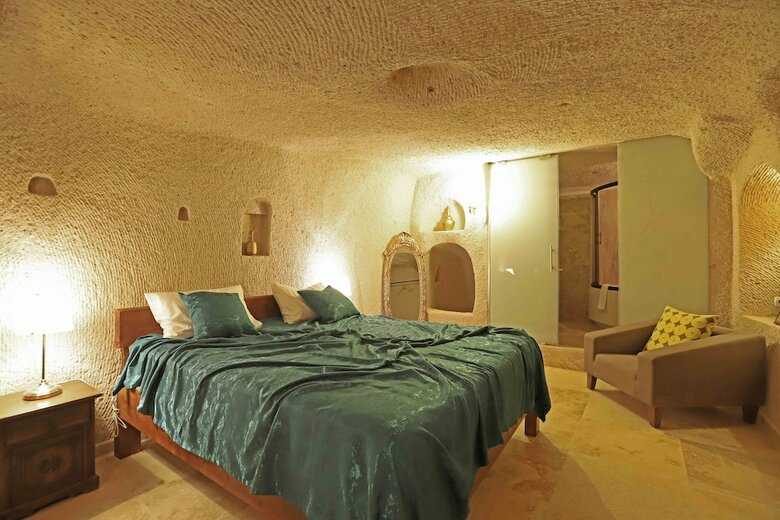 Tabal Cave Hotel