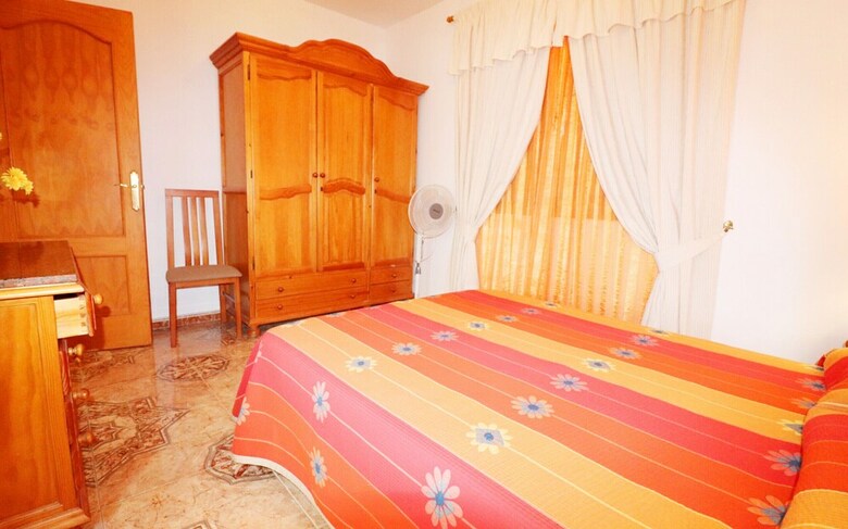 1142 Villa Casta�o