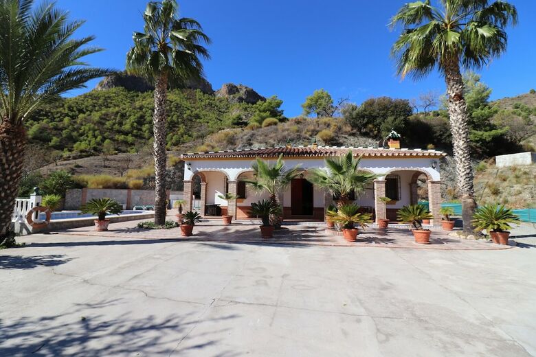 1142 Villa Casta�o
