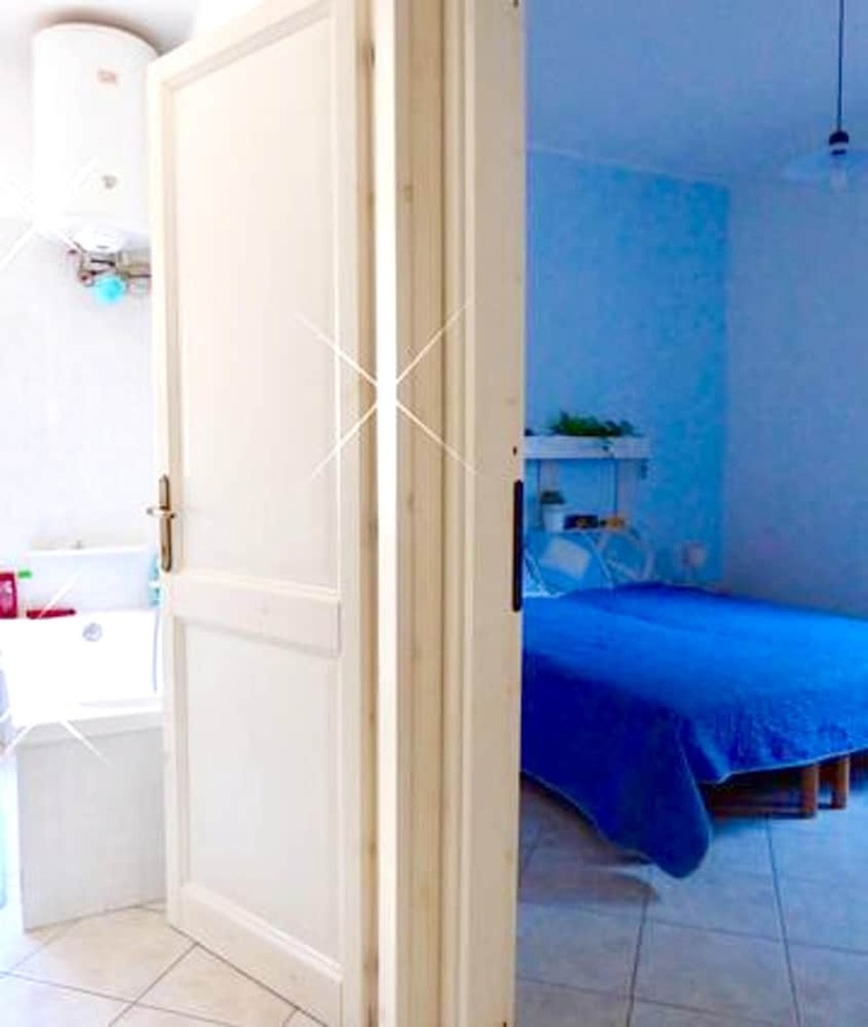 Apartment With 3 Bedrooms In Cala Gonone