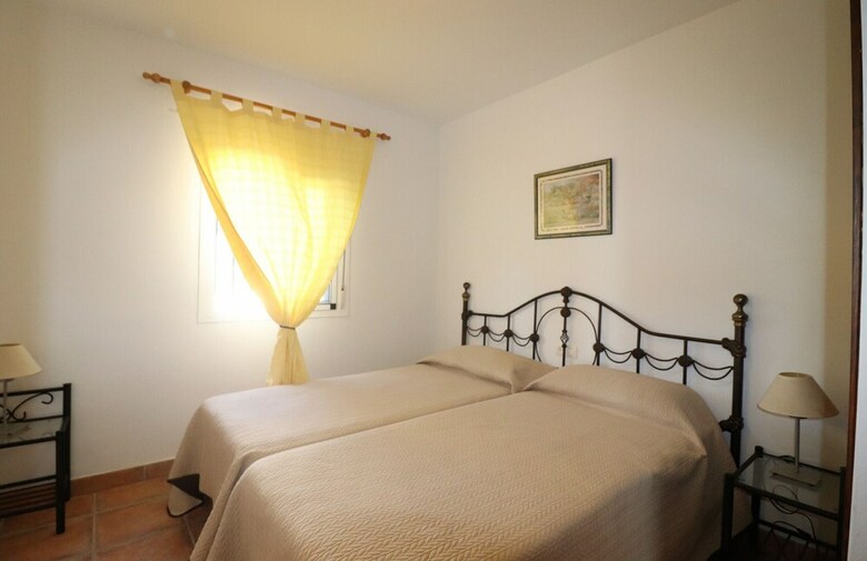 1130 Villa Sevillano