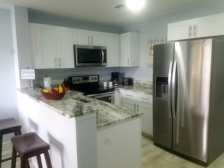 Vistalmar Queen Deluxe - One Bedroom Apartment