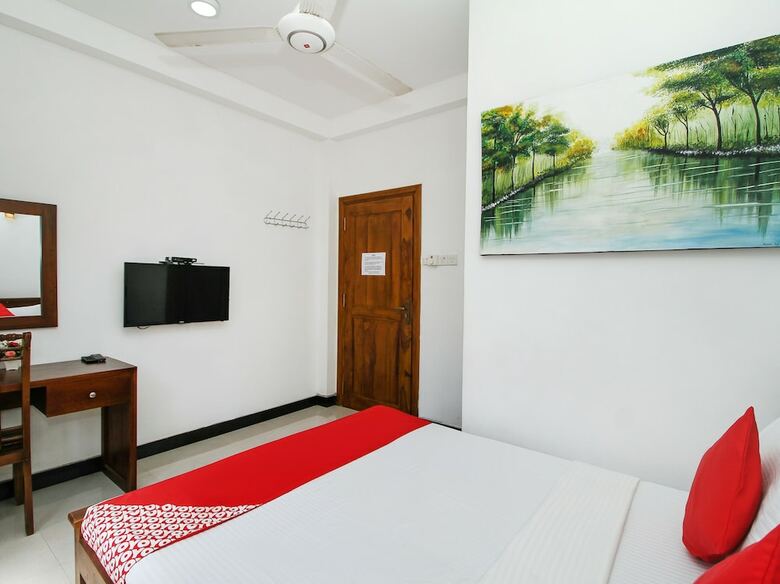 Hotel Oyo 473 Victoria Palace. Lk