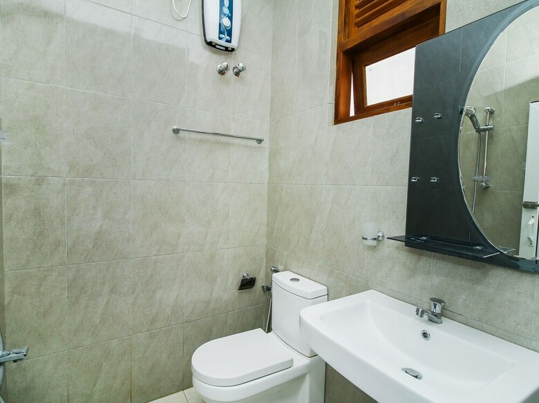 Hotel Oyo 473 Victoria Palace. Lk