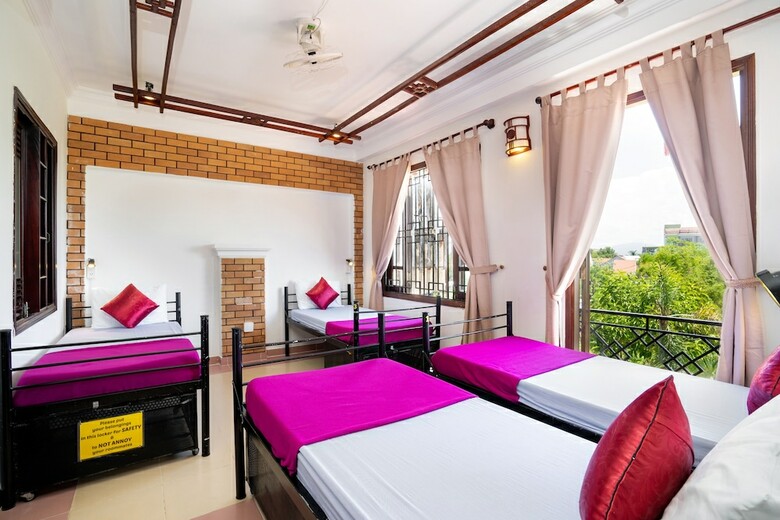 Hostal Tribee Ede Central Hostel