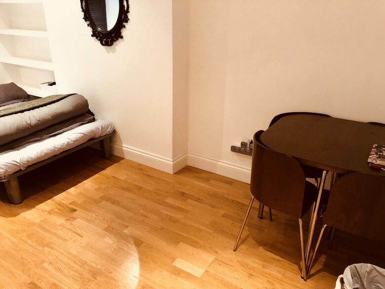 3 Bedroom Apartments Wells Street