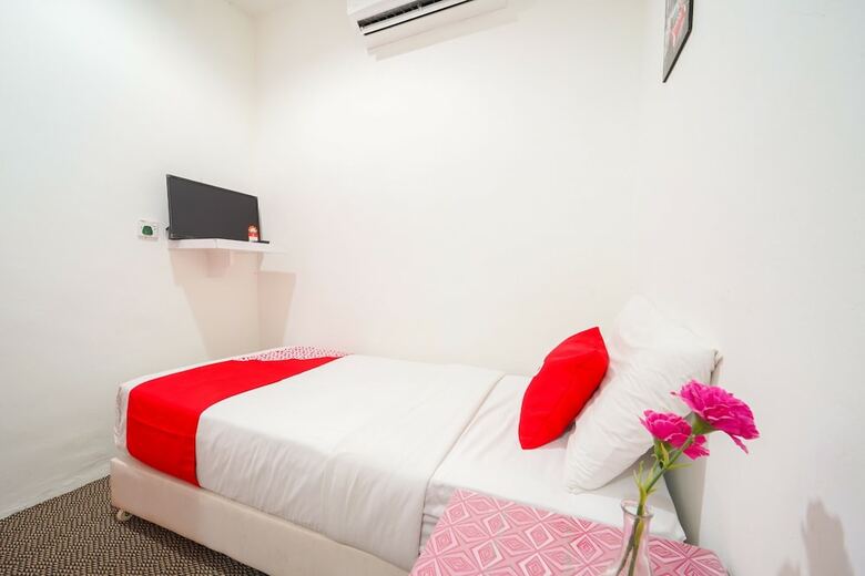 Oyo 89710 Saujana Ct View Hotel