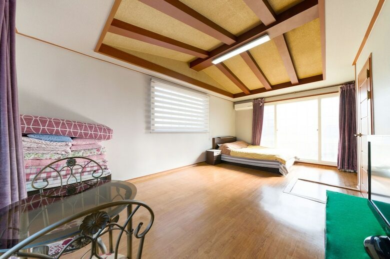 Jeju Jungmun Oasis Pension