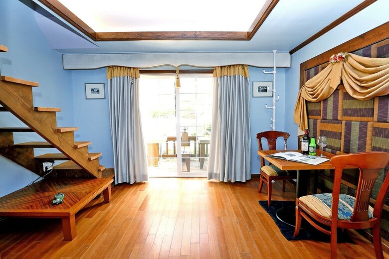 Bench House Pension