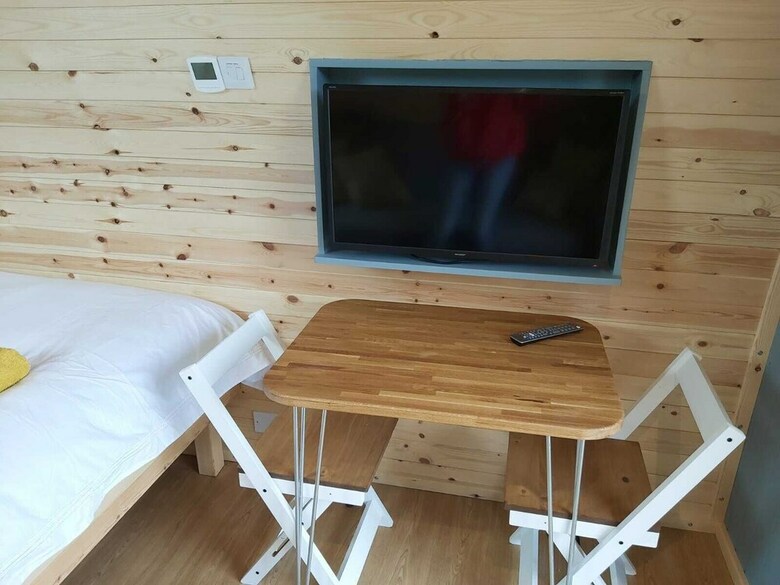 Orchard Glamping - Bramble Pod