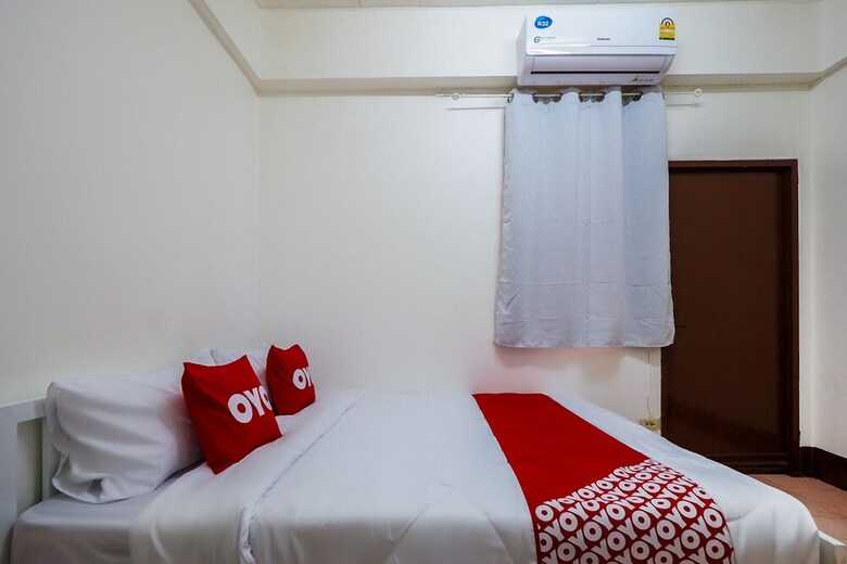 Hotel Oyo 558 Green Room Bangkapi