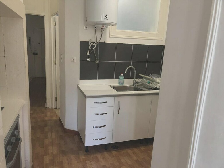 Apartment With 2 Bedrooms In Lisboa, With Wifi
