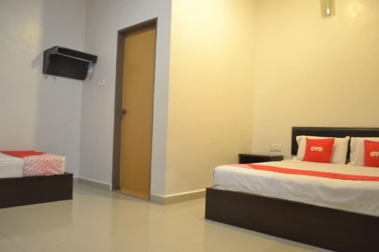 Oyo 89715 Ck Hotel