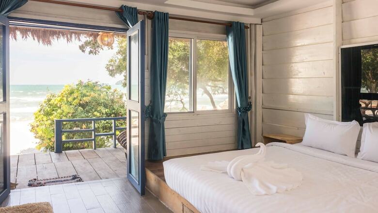 Hotel Sarasea Resort