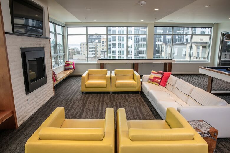Apartamentos Domicile Suites At Venn On Main