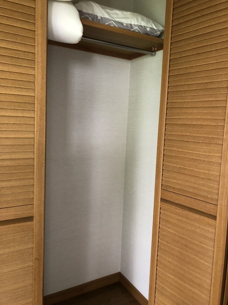 Hostal Happy Closet & Wasamon Hostel