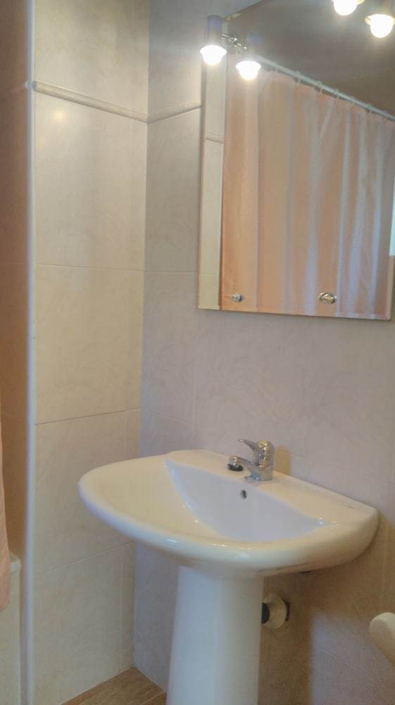 Apartamentos Ap Costas Mercuri