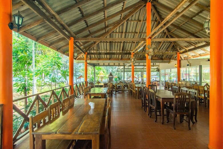 Hotel Oyo Garfield Resort Pranburi