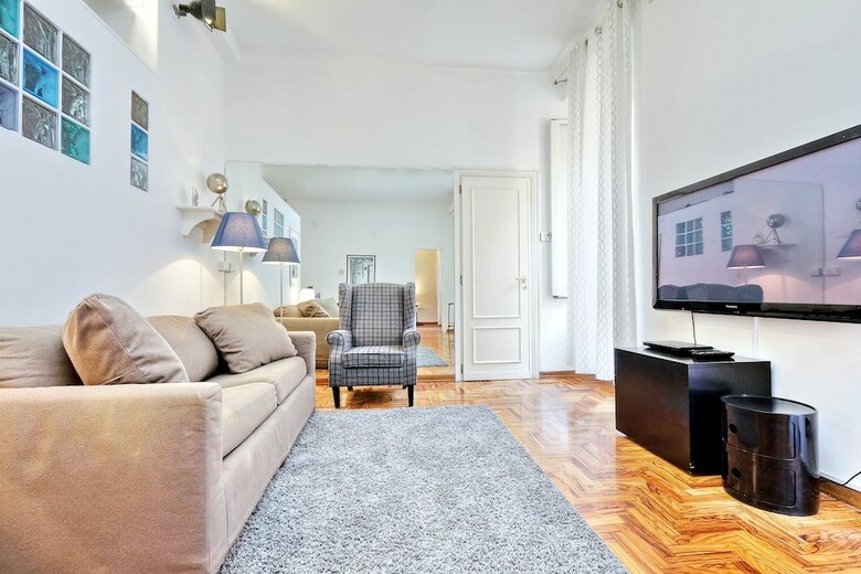 Lante Apartment