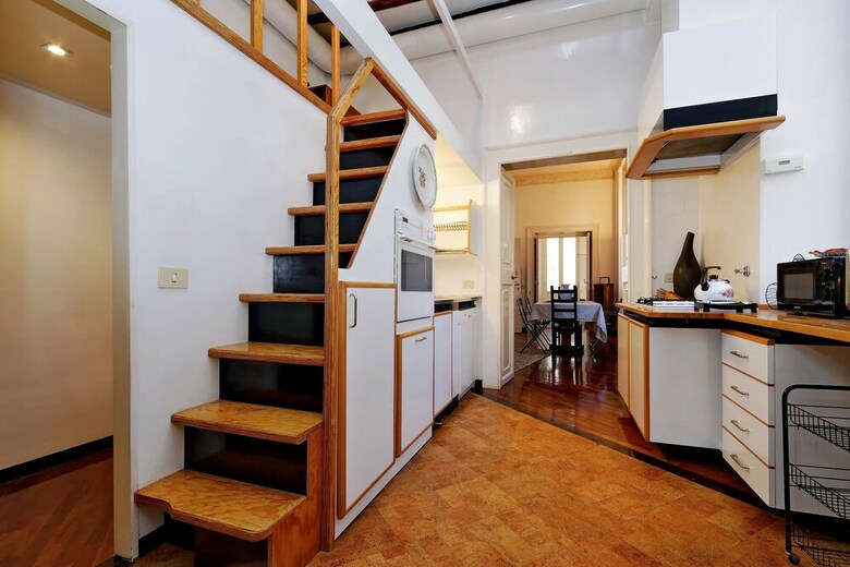 Three Bedrooms Spagna Apartment