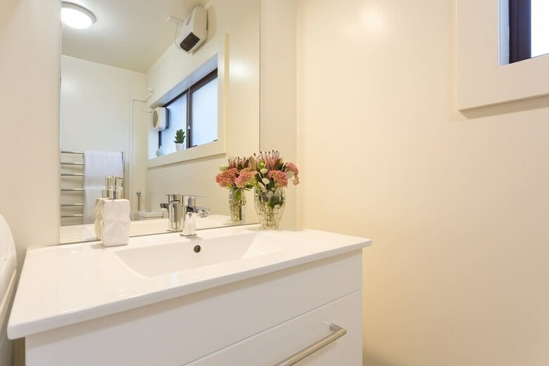 Large Distinctive And Spacious Family Home