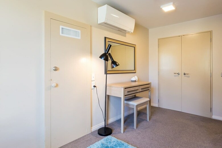 Large Distinctive And Spacious Family Home
