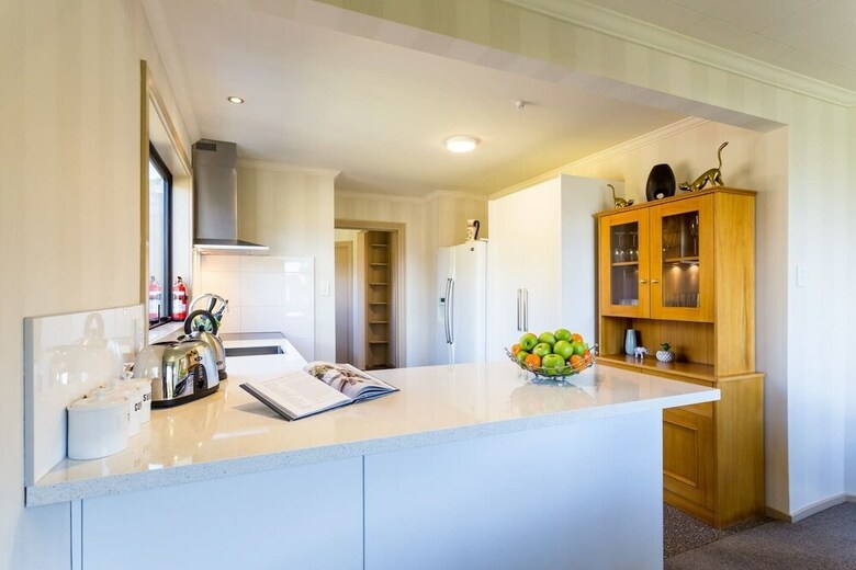 Large Distinctive And Spacious Family Home