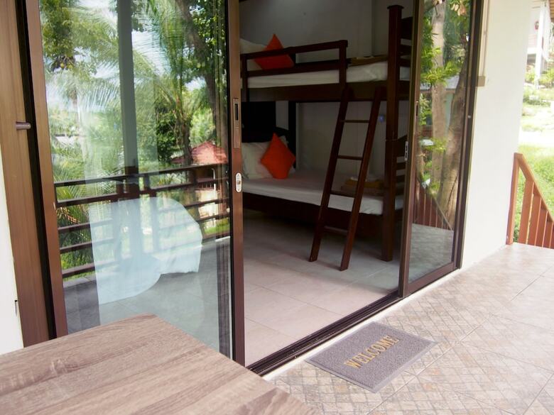 Hotel Chareena Garden Beach Resort