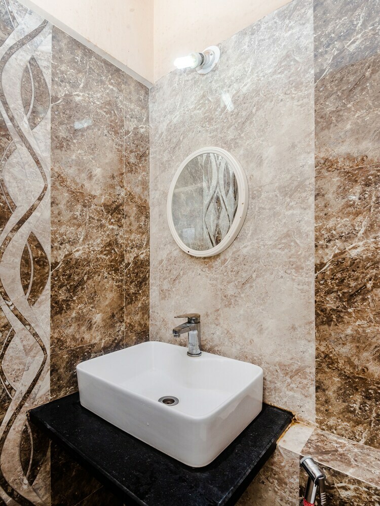 Hotel Tuliipstays - Vikhroli Mayfair Hillcrest