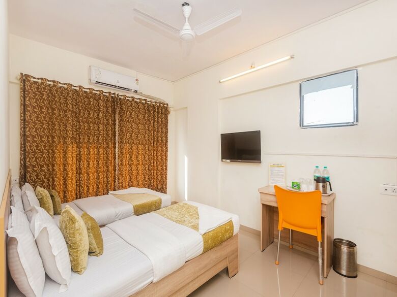 Hotel Tuliipstays - Kanjurmarg Pluto Suncity