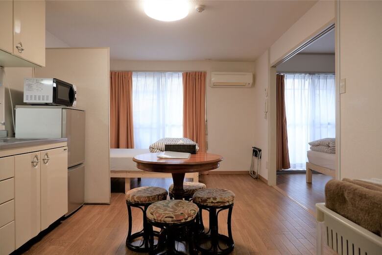 Apartamentos Ryota's Room