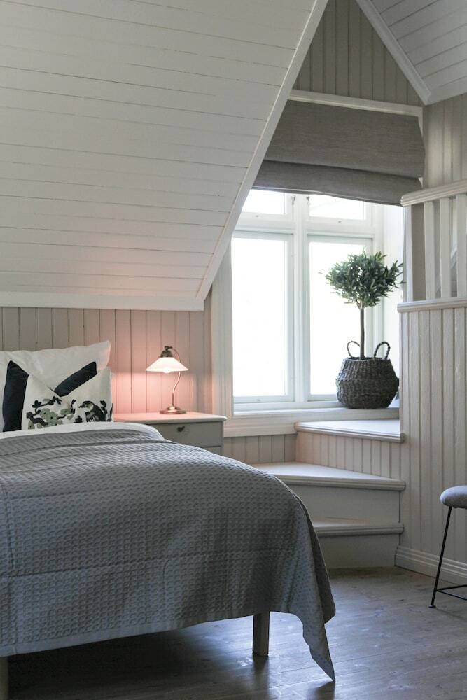 Hotel Petrines Guesthouse