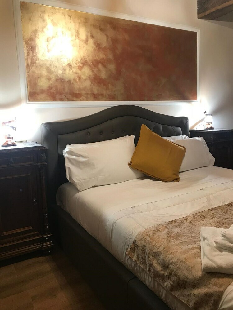 Hotel Cf Laurina