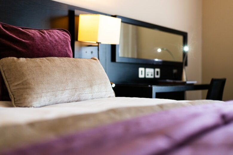 Guildford Harbour Hotel