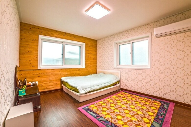 Noblian House