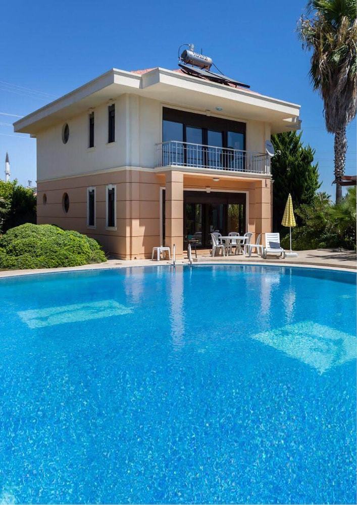 The Wind Sycamore Holiday Villas In Belek