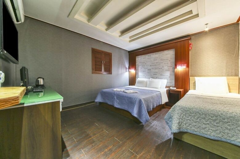 Hotel Iu Motel