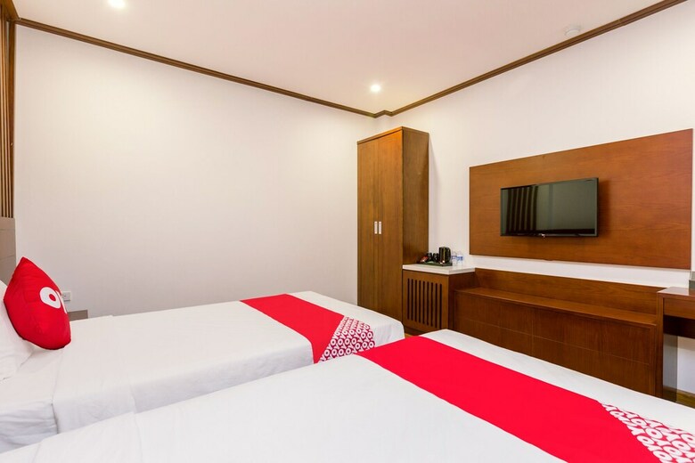Oyo 759 Phuong Huy Ha Long Hotel