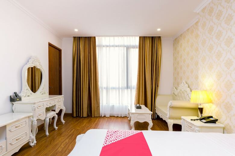 Oyo 759 Phuong Huy Ha Long Hotel