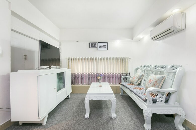 Hotel Oyo 700 Hana Home